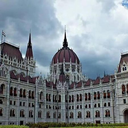 A13 Parliament Sunflower Cozy Apartment Budapest Exterior foto